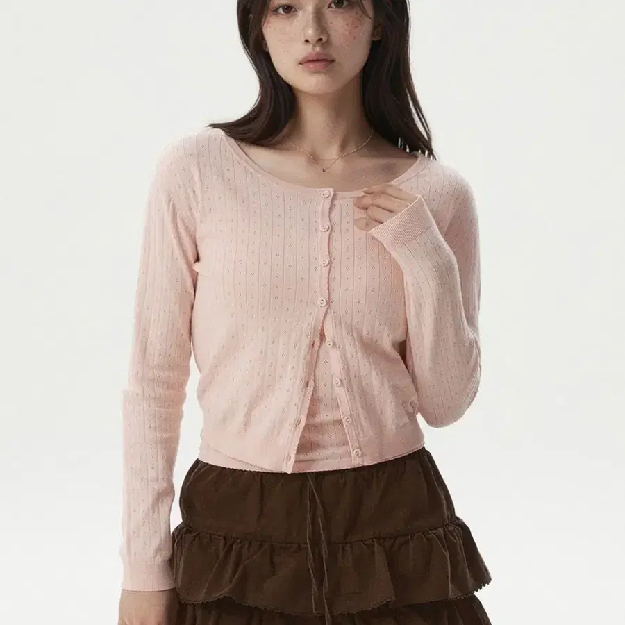 후아유 펀칭 프릴 스캘럽 나시 가디건 세트