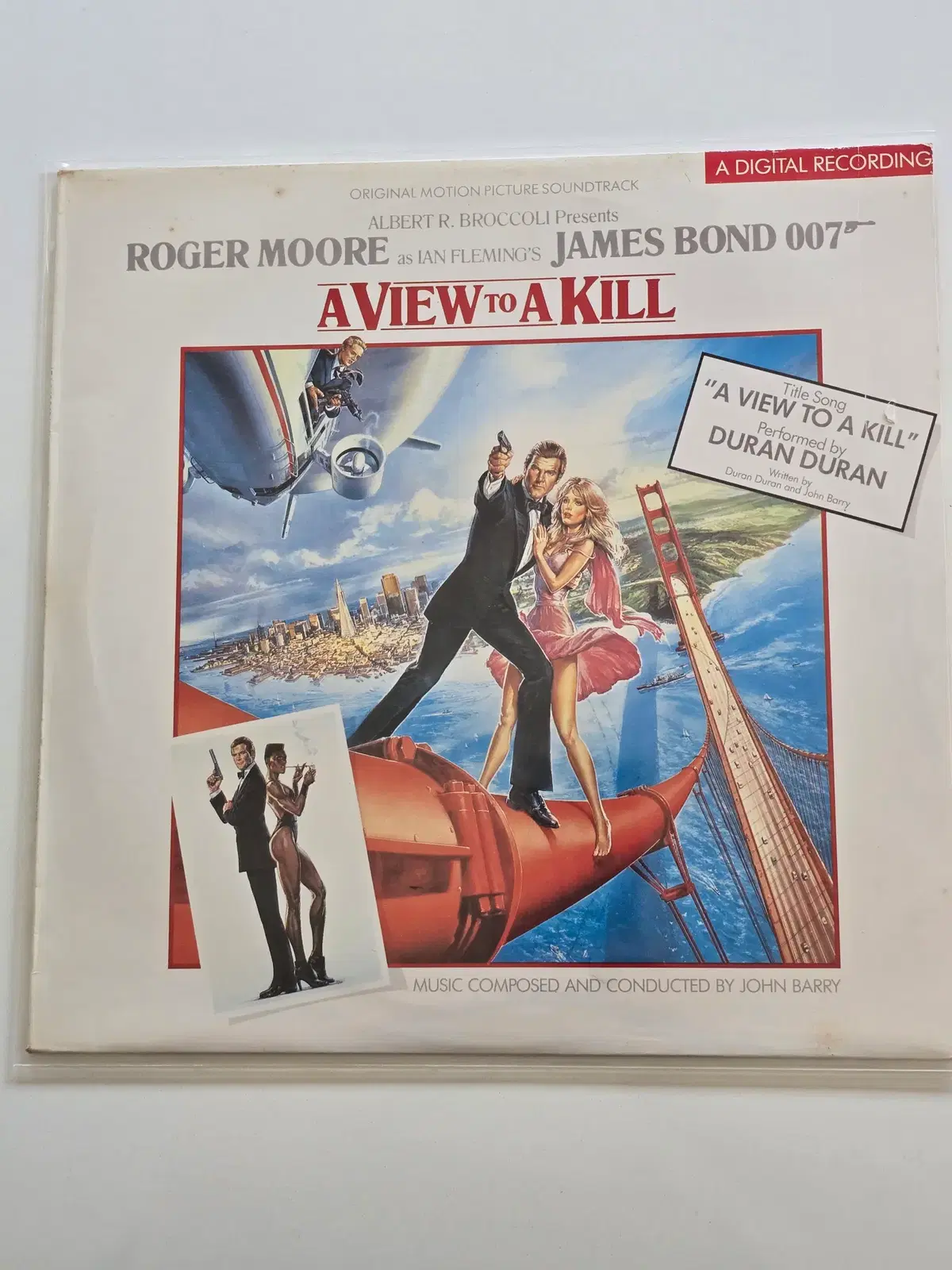A View To A Kill LP (007 뷰 투 어 킬)/ MINT/가사지