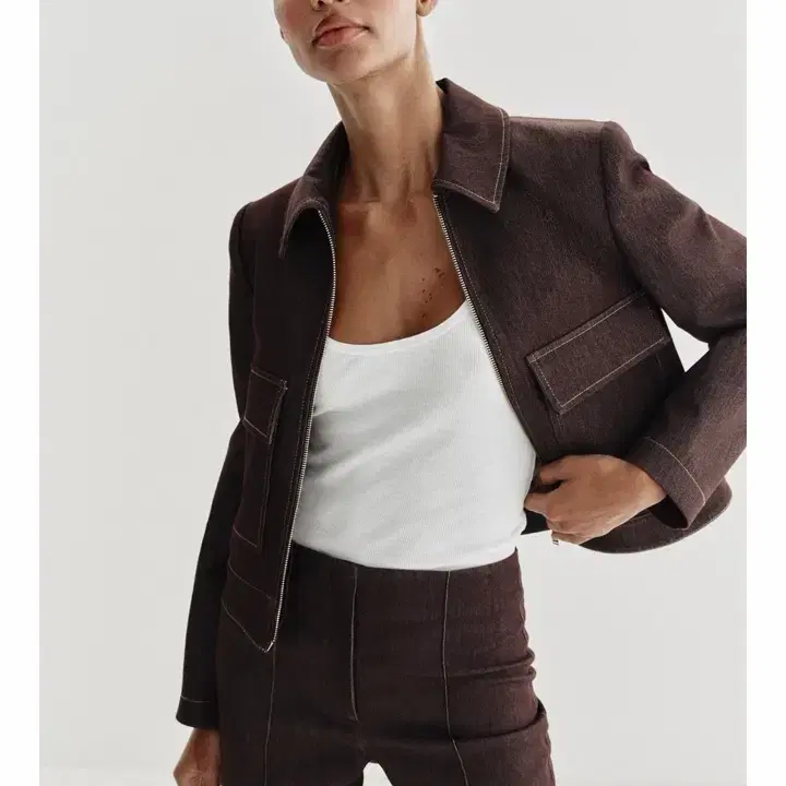 새상품 자라 zara 와인 브라운 포켓 숏 크롭 자켓
