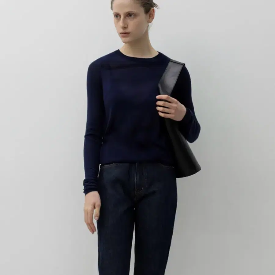 LFM bound neck knit 네이비