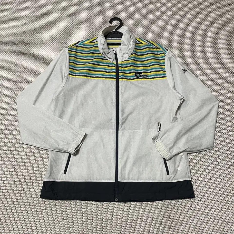 XL 네파 등산 경량 바람막이 A0915