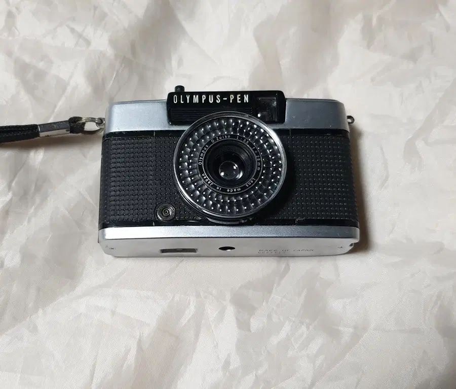 올림푸스 EE-3