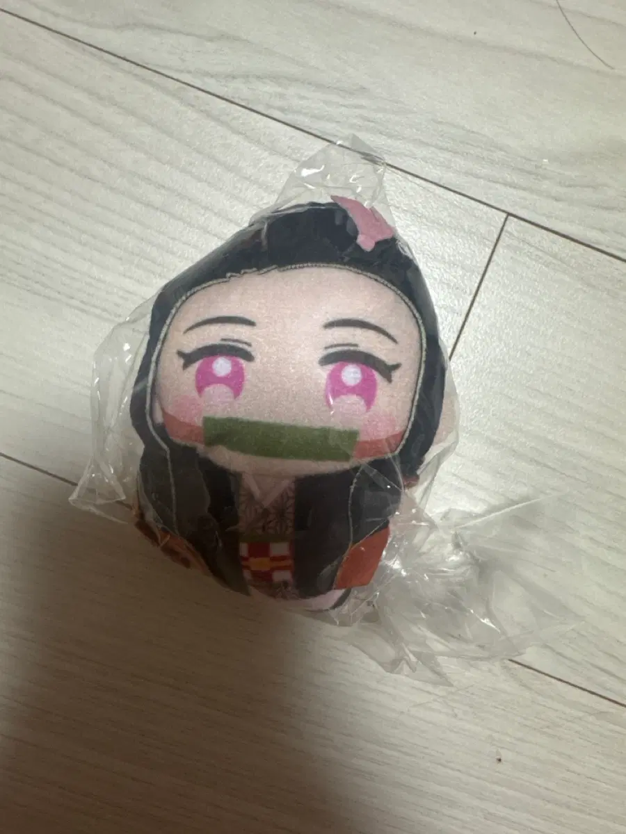 귀칼 귀멸의 칼날 네즈코 인형 키링 가챠