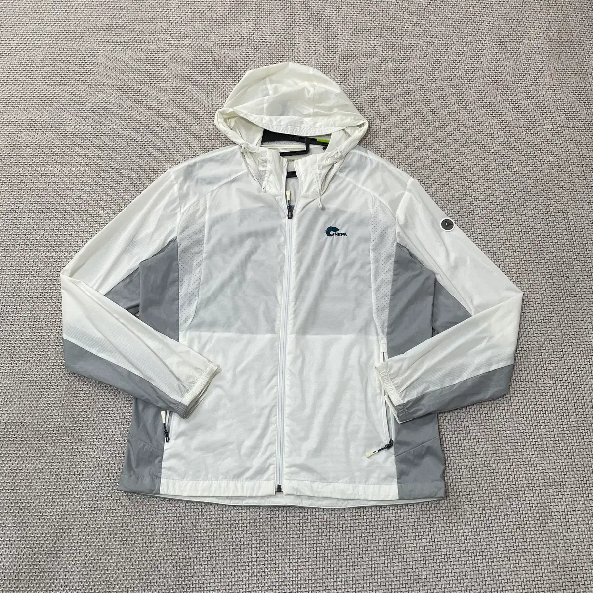 XL 네파 경량 바람막이 자켓 N.9777