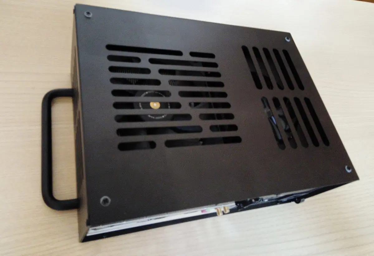 5500X3D & RX6500XT SFF 포터블 PC