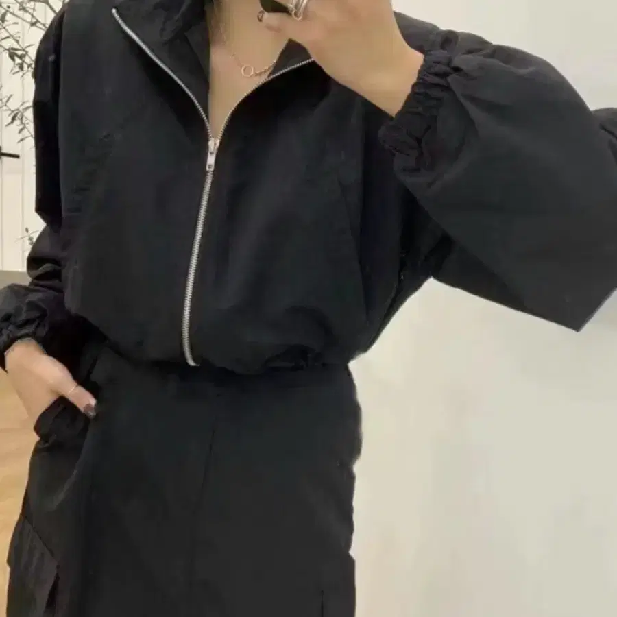 블랙 검정 크롭 바람막이 점퍼 자켓 새상품
