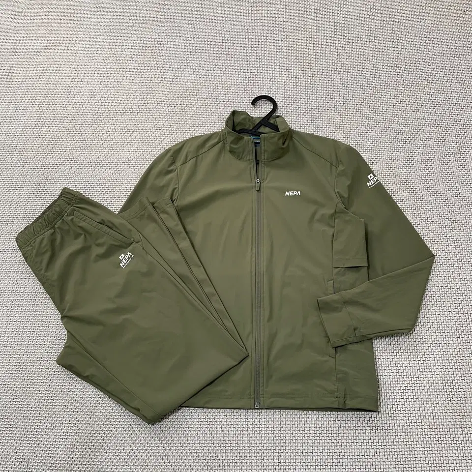 M 네파 트레이닝복 세트 25SS B.5503