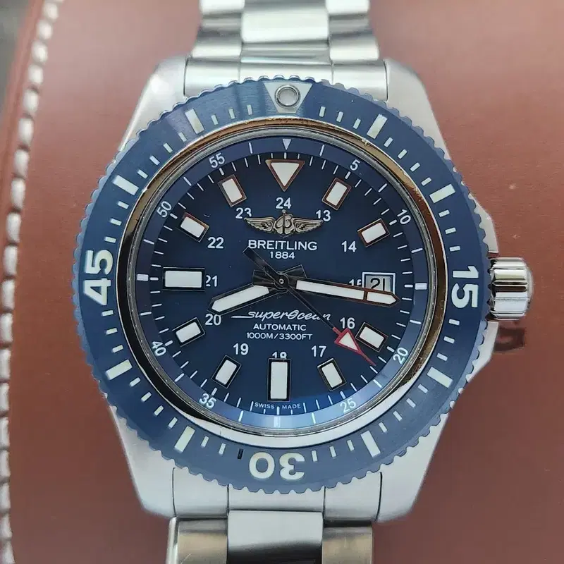 브라이틀링 슈퍼오션 스페셜 44mm 오토매틱 블루