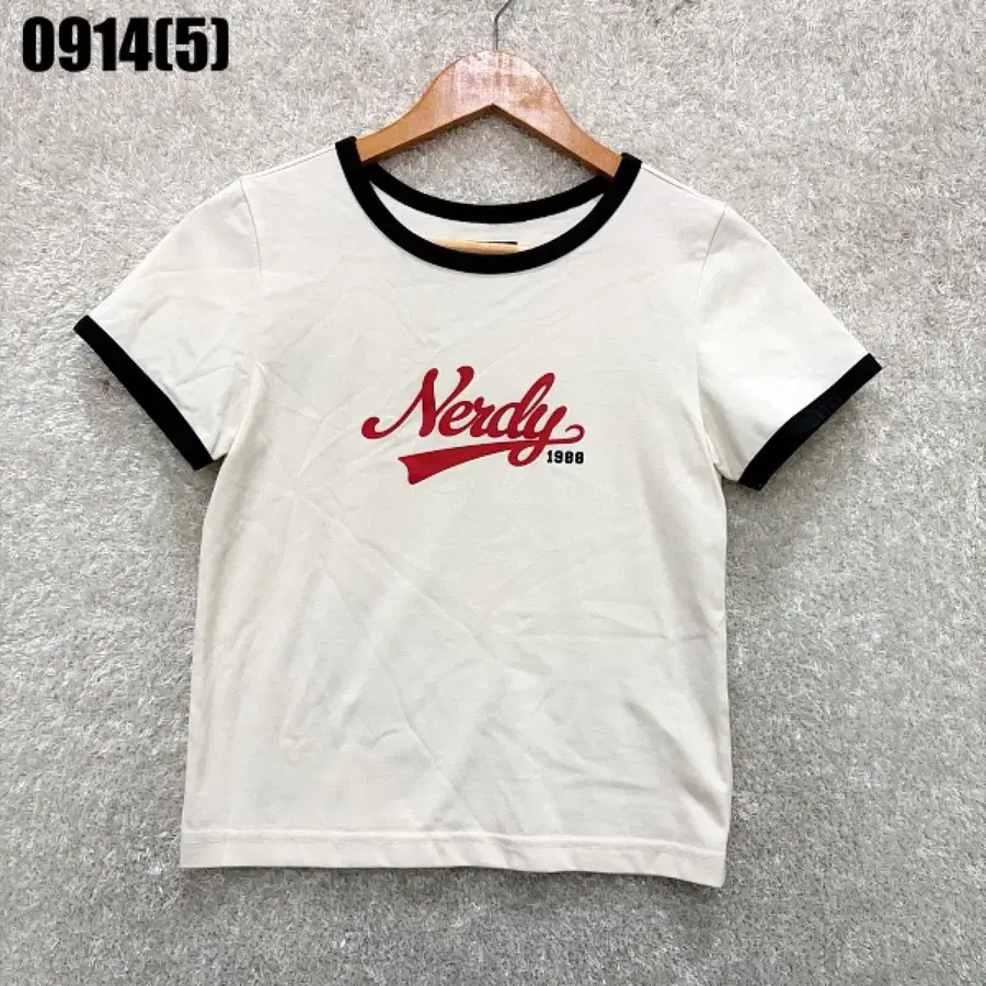 nerdy 널디 반팔티 9/14
