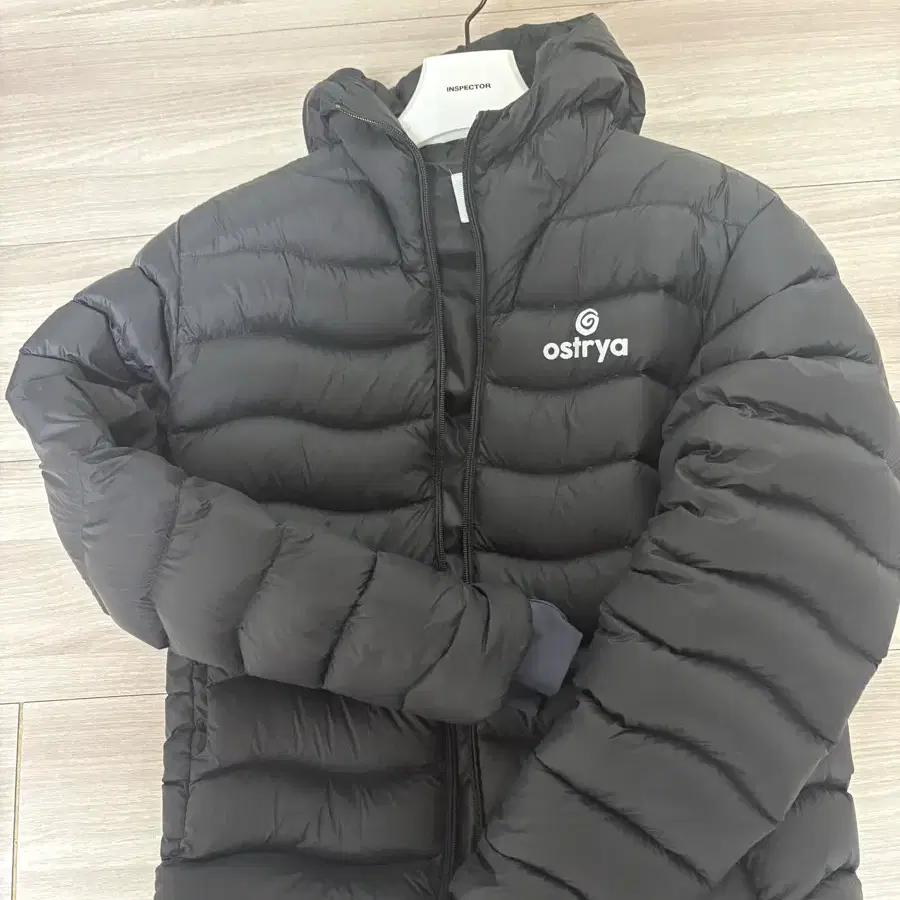 오스트리야 25fw 에테르 다운 자켓