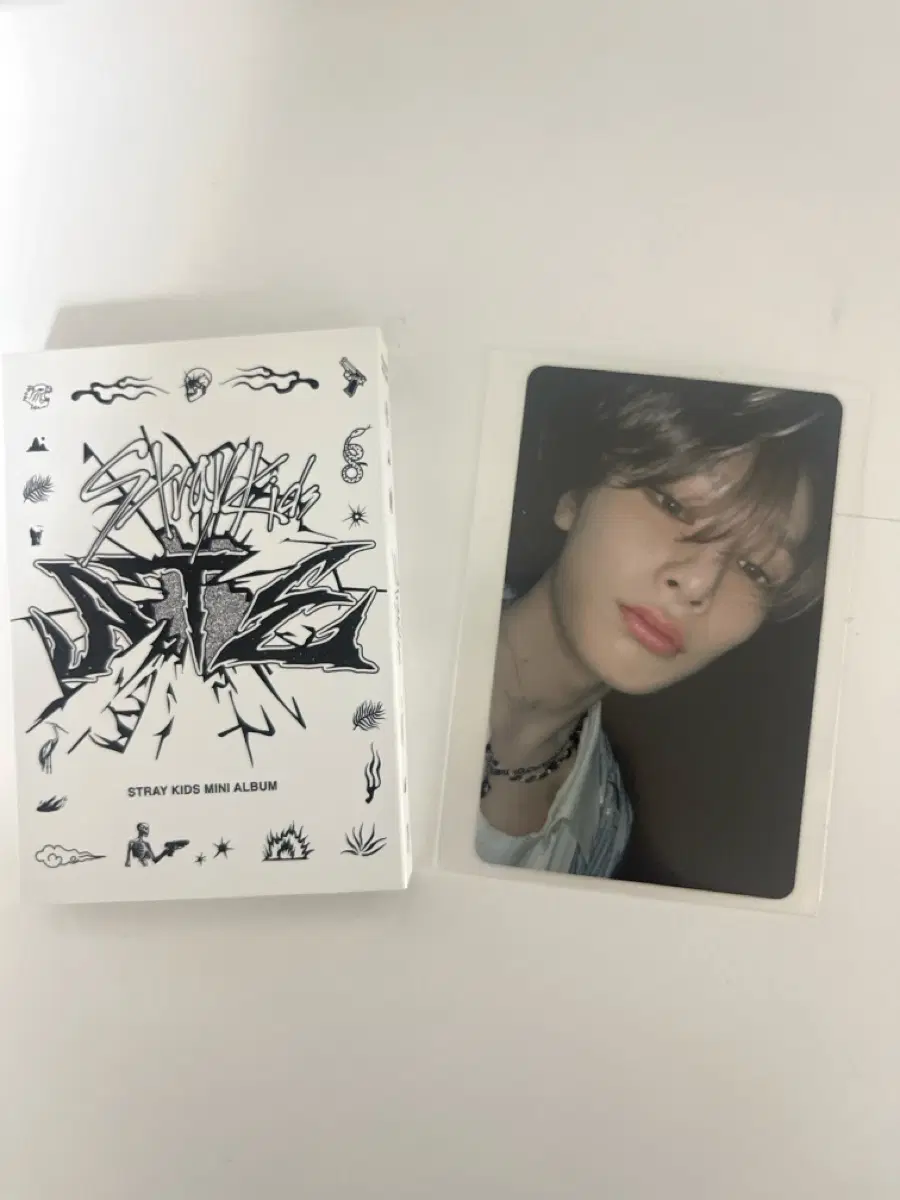 스키즈 ATE JYP SHOP 네모앨범 아이엔 포카 포함