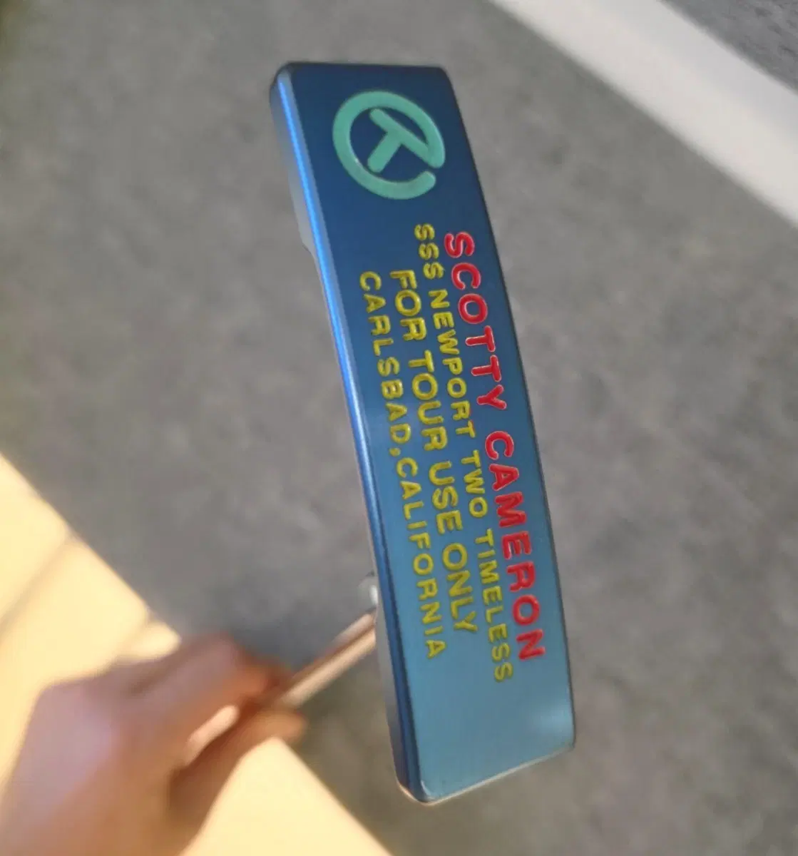 스카티카메론 써클티 SSS 뉴포트2 타임리스 블루펄미스트 오로라 한정판 34인치 플럼버넥 퍼터 COA 유