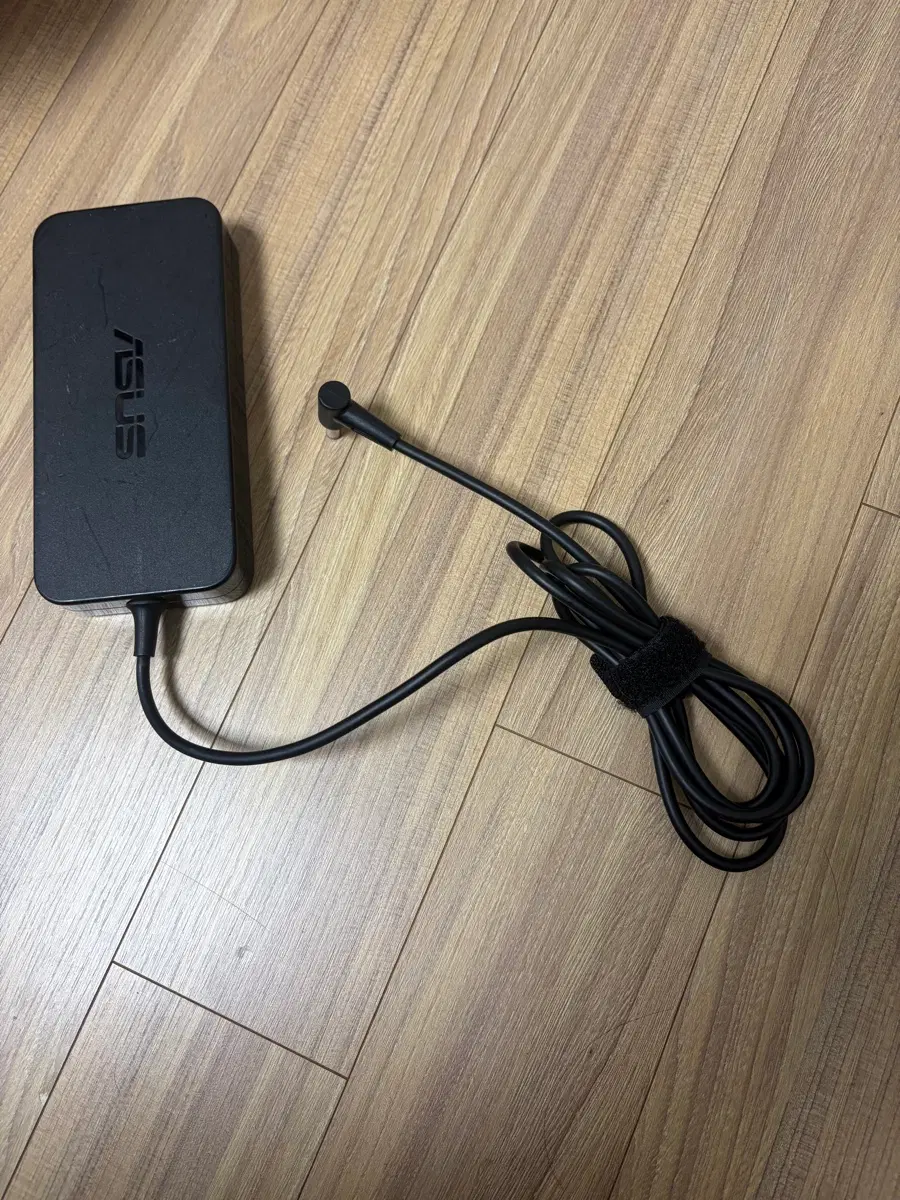 ASUS TUF 게이밍 노트북 어댑터 (A17-180P1A, 정품)