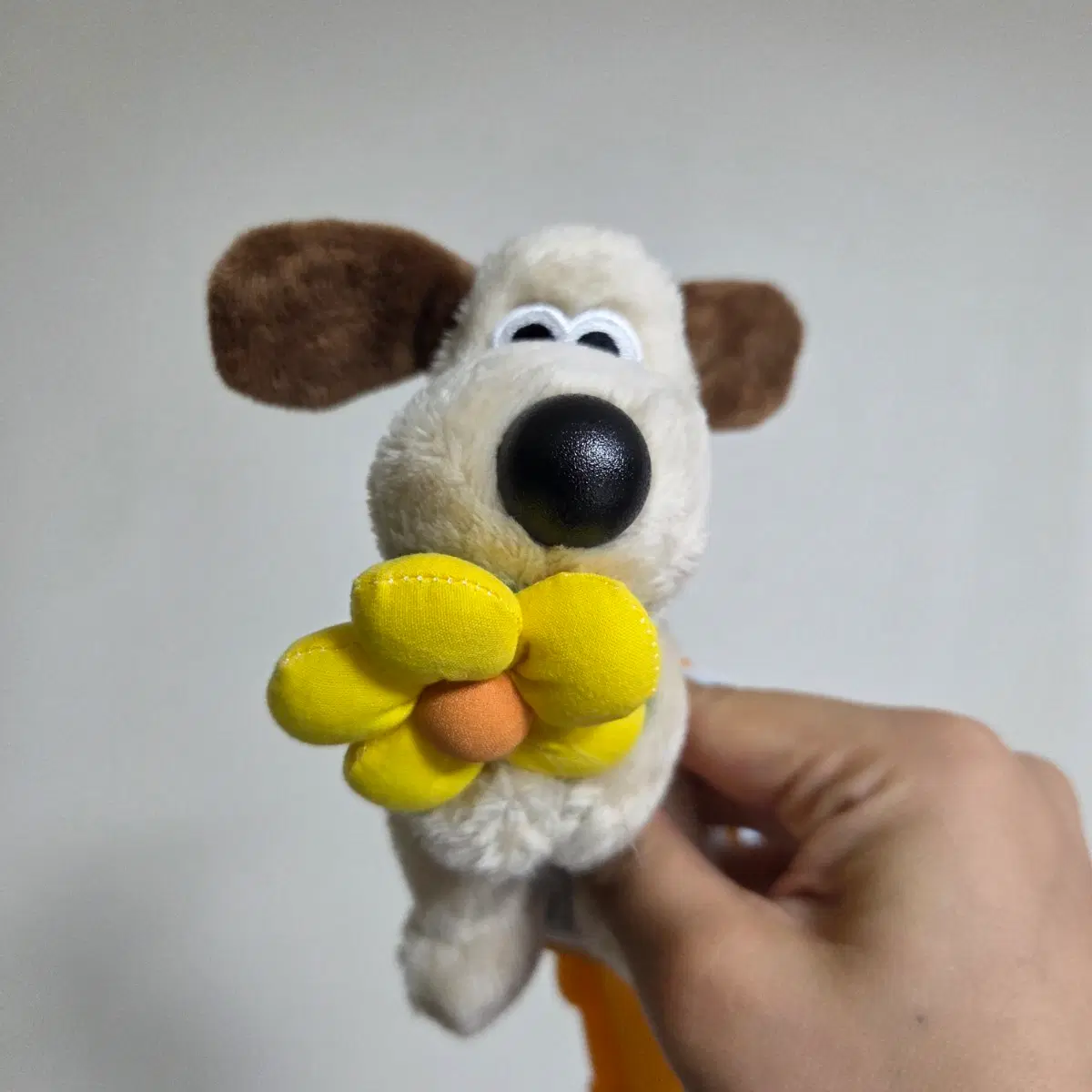 빈티지 토이 인형 고전 만화 피규어 캐릭터 마스코트 일본 월레스와 그로밋 강아지 노란꽃 키링 스트랩