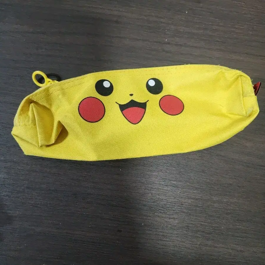 포켓몬 피카츄 필통 팔아요!