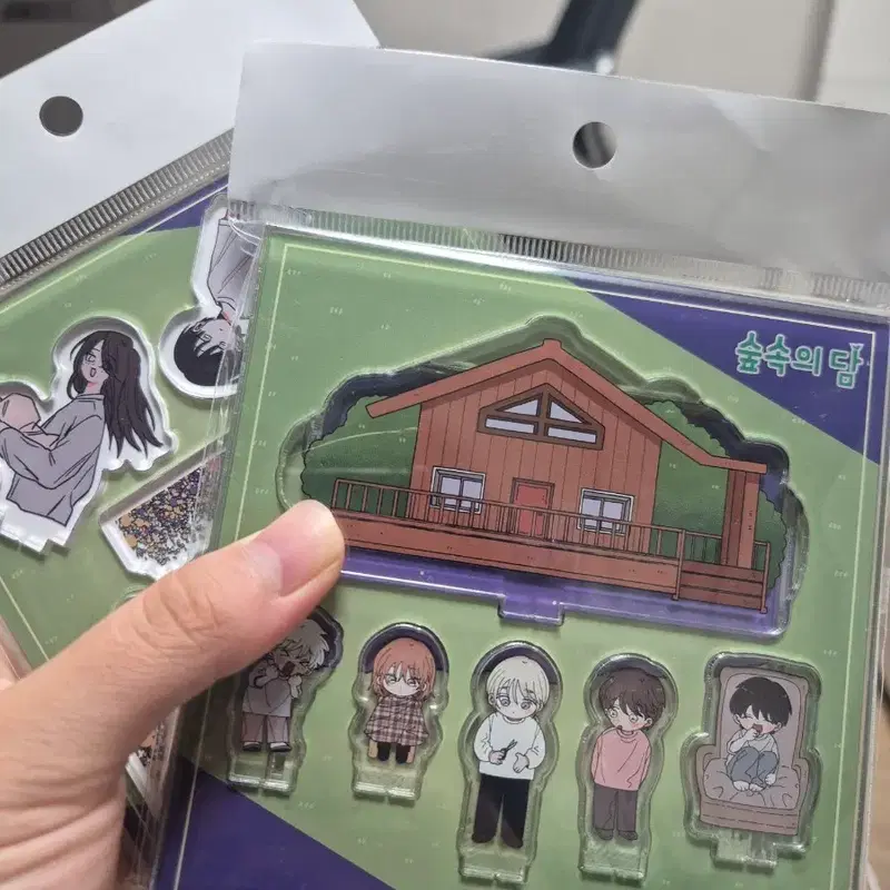 숲속의 담 아크릴 스탠드