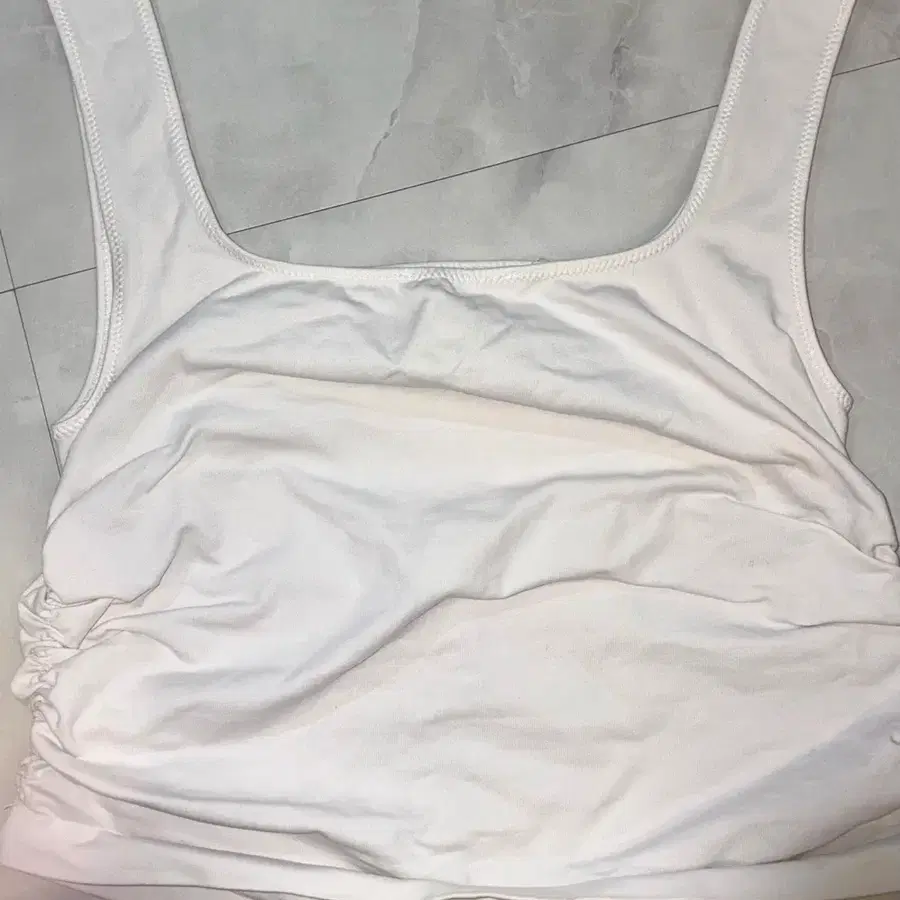 에잇세컨즈 셔링 나시