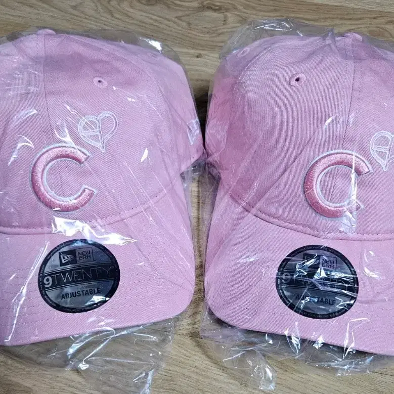 MLB 뉴에라 블랙핑크 콜라보 볼캡