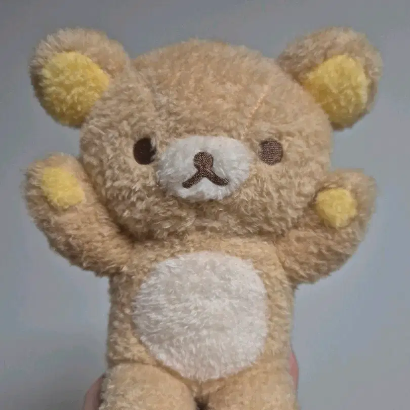 리락쿠마 핸드폰 거치대 관절 인형