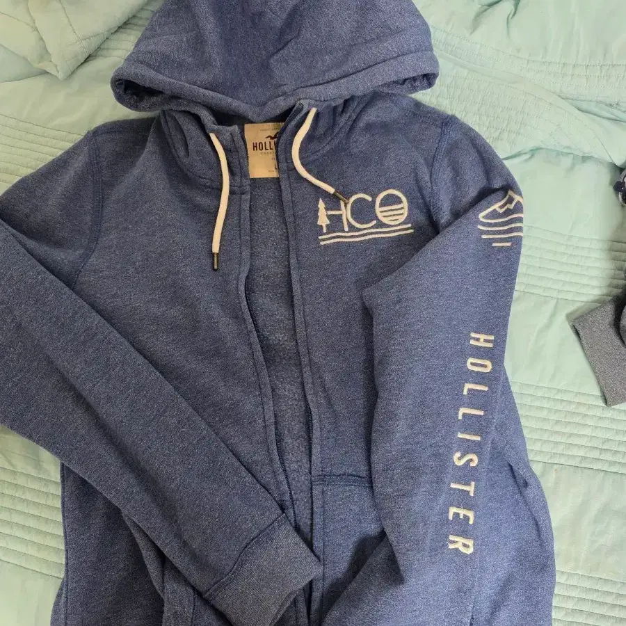 홀리스터 후드집업 L XL 두가지