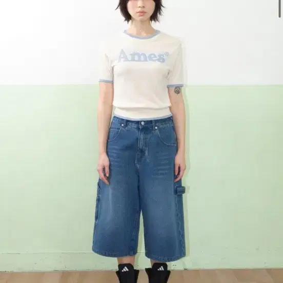 아메스 월드와이드 BASIC LOGO KNIT IVORY 베이직 로고 반팔 니트 아이보리