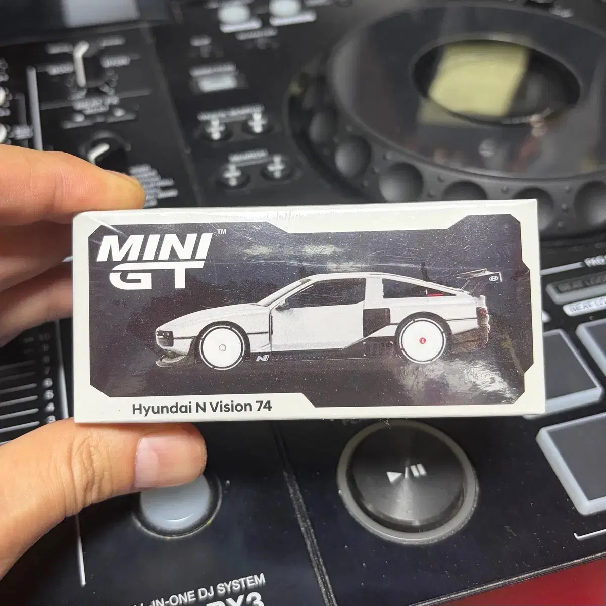1:64 Mini GT Hyundai N Vision 74 다이캐스트