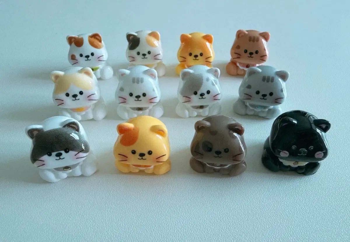 도자기 고양이 피규어 12종 세트