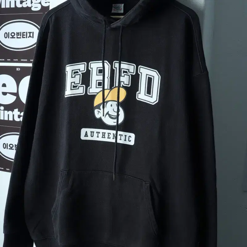 (XL-2XL) 이벳필드 후드티셔츠 빅로고 블랙 에이징-H38803