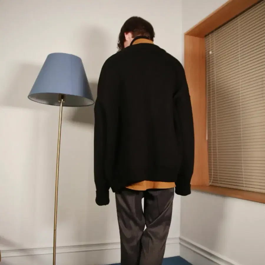 언아웃핏 오버핏 가디건 블랙