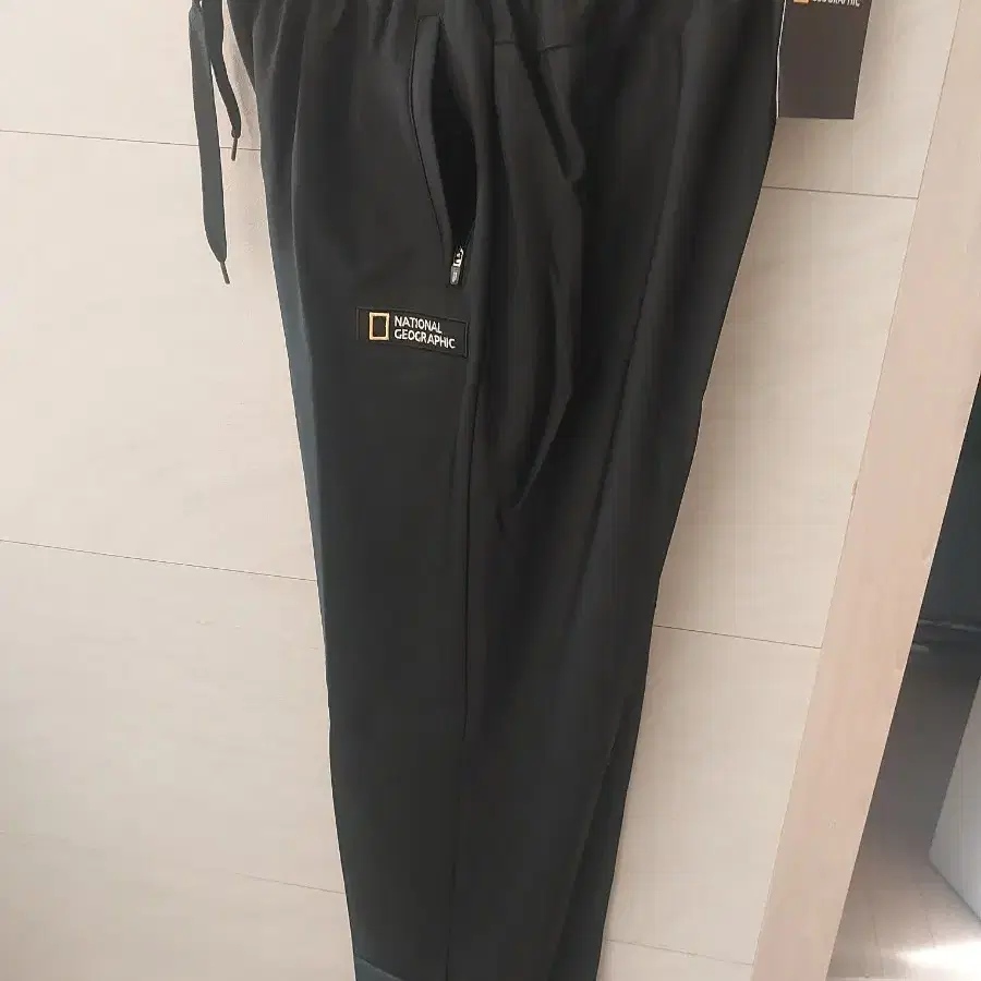 내셔널지오그래픽 춘추용 팬츠 XL 신상품
