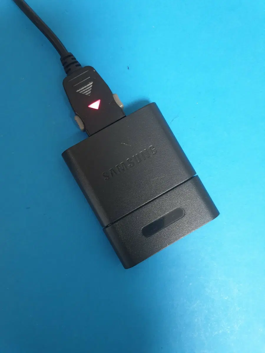 삼성애니콜 듀오폰 배터리와 충전거치대 SPH-W5200