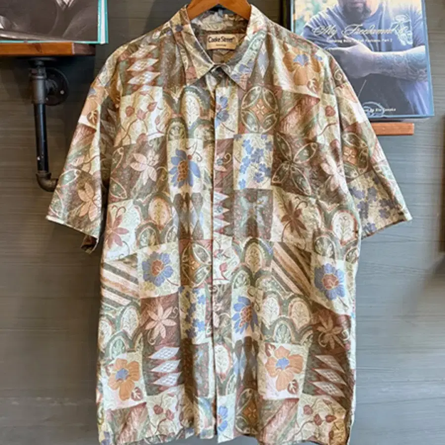 90s Cooke Street Patchwork Print Aloha Shirt (105)
