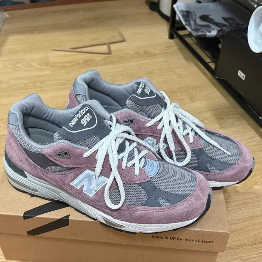 뉴발란스 991 핑크그레이 270사이즈