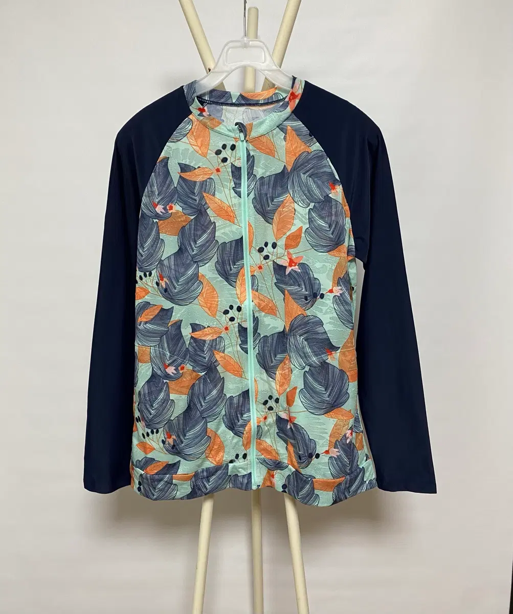 Renoma 레노마 래쉬가드 세트(3pcs) 95~100 새상품