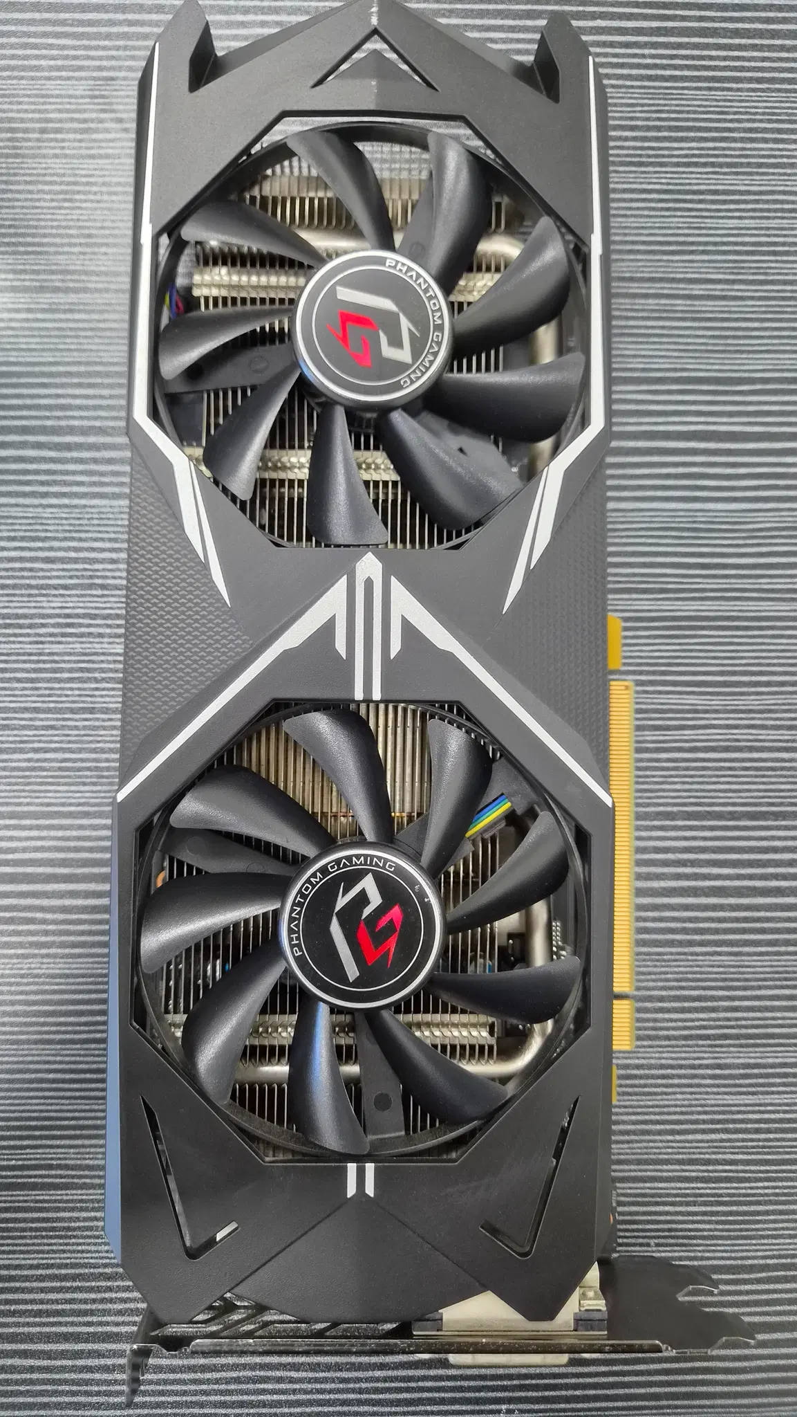 [무료배송] 가성비 게이밍 애즈락 라데온 RX 570 팬텀 게이밍 X 4G 정상작동 판매
