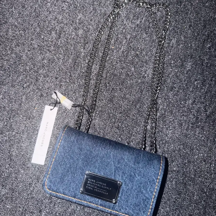 마크제이콥스 스탠다드 서플라이 플랩 데님 숄더백 MARC JACOBS STANDARD SUPPLY