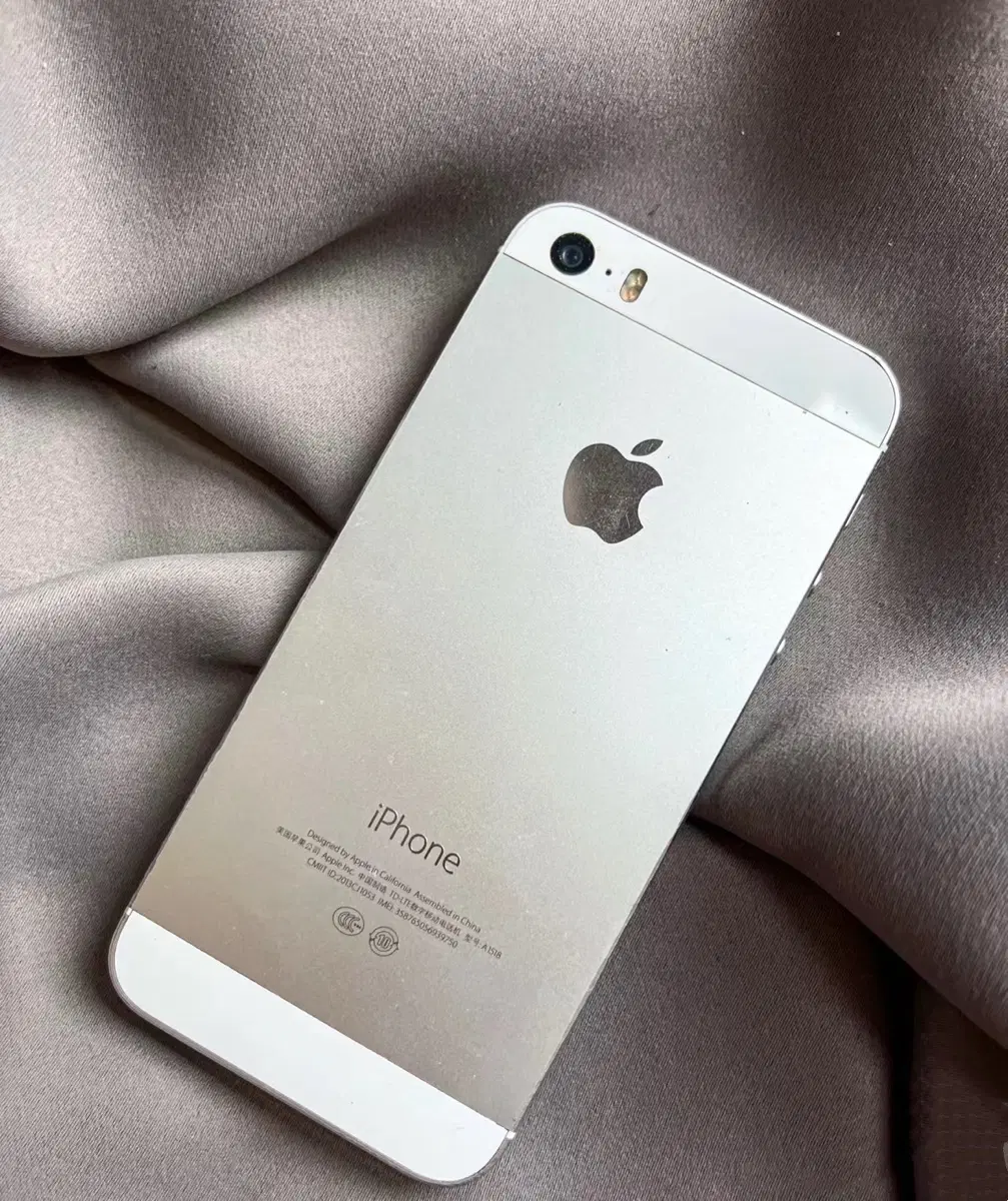 A-grade iPhone 5s Retro iPhone Super Special Price!!!