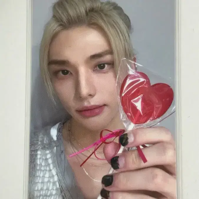 스트레이키즈 현진 락 스트리밍 포토카드