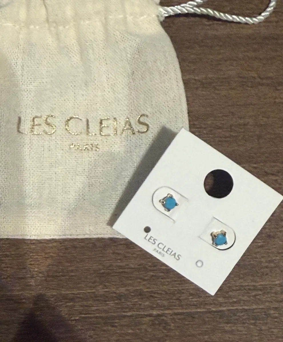 LES CLEIAS PARIS 레 클레아 터키석 컬러 골드 스터드 귀걸이