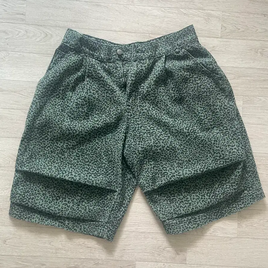 레오파드 버뮤다팬츠