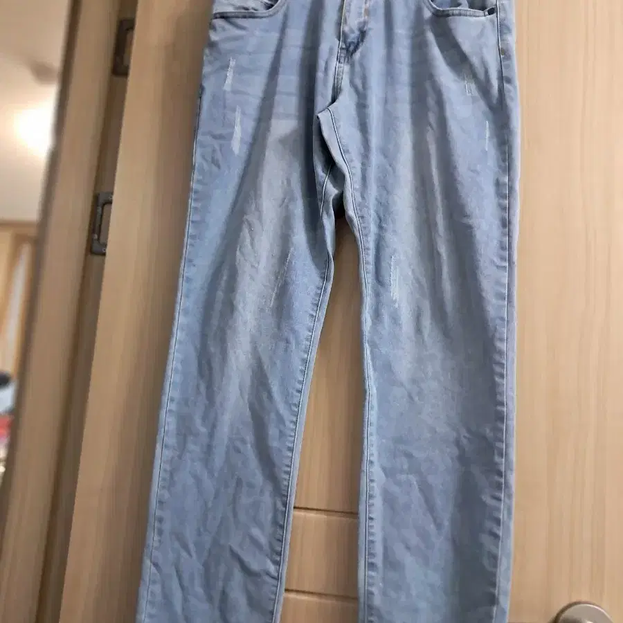연청 데미지 청바지