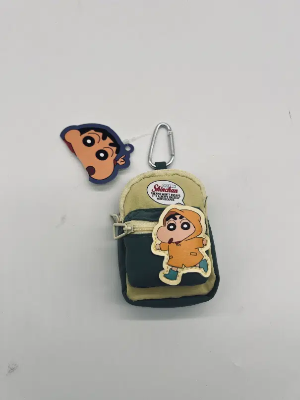 짱구 미니 백팩 형태의 키링 파우치