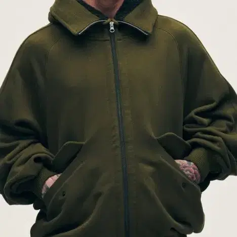 팔라스 후드집업 올리브