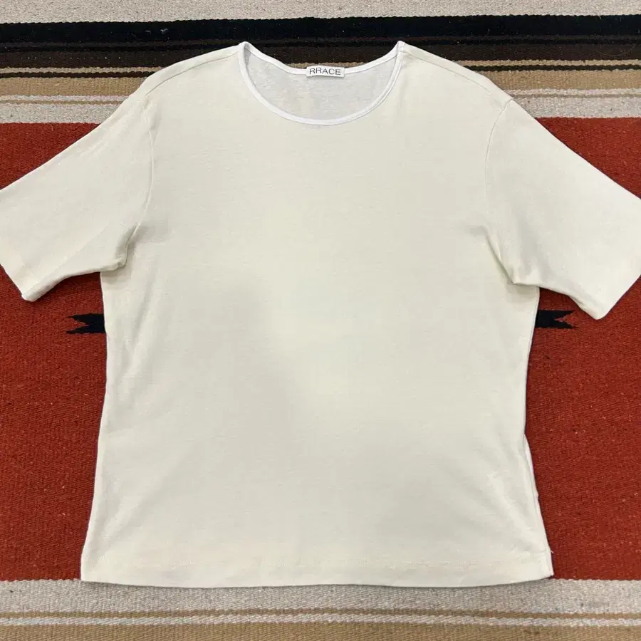 Rrace 레이스 반팔티