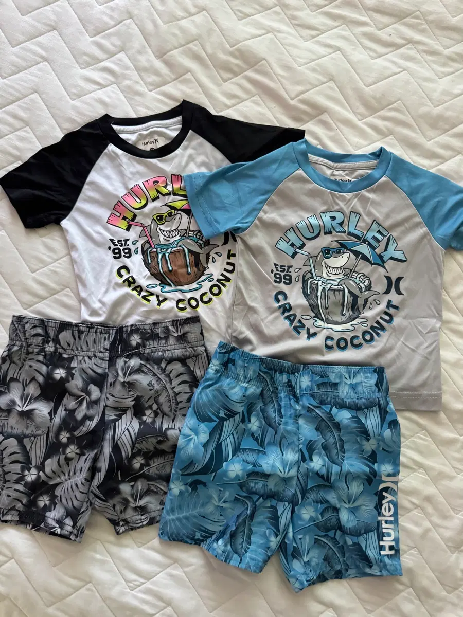 Hurley 허리 반팔 티셔츠 레쉬가드 반바지 개당금액 2t