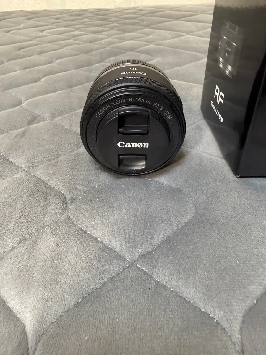캐논 16mm 2.8stm렌즈 판매합니다.
