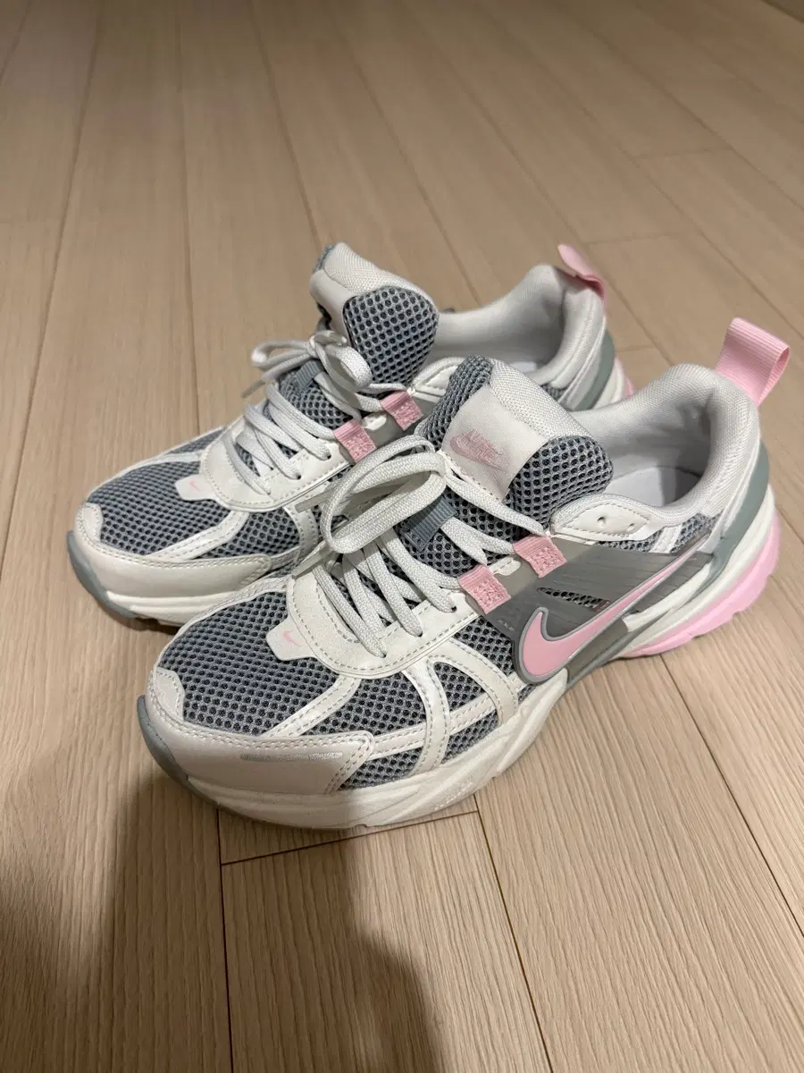 나이키 V2K