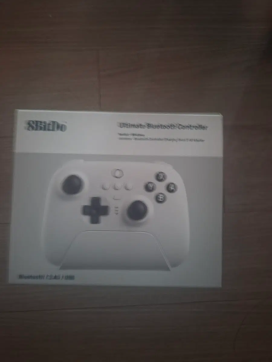 8BitDo Ultimate Bluetooth Controller 뜯지도 않음