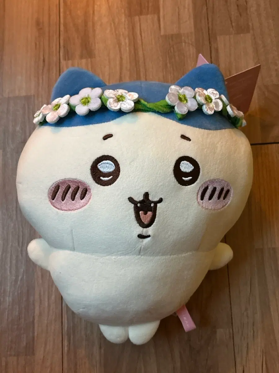 치이카와 하치와레 꽃 화관 인형
