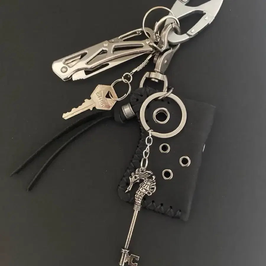 빈티지 펀칭 라이터 케이스 키링